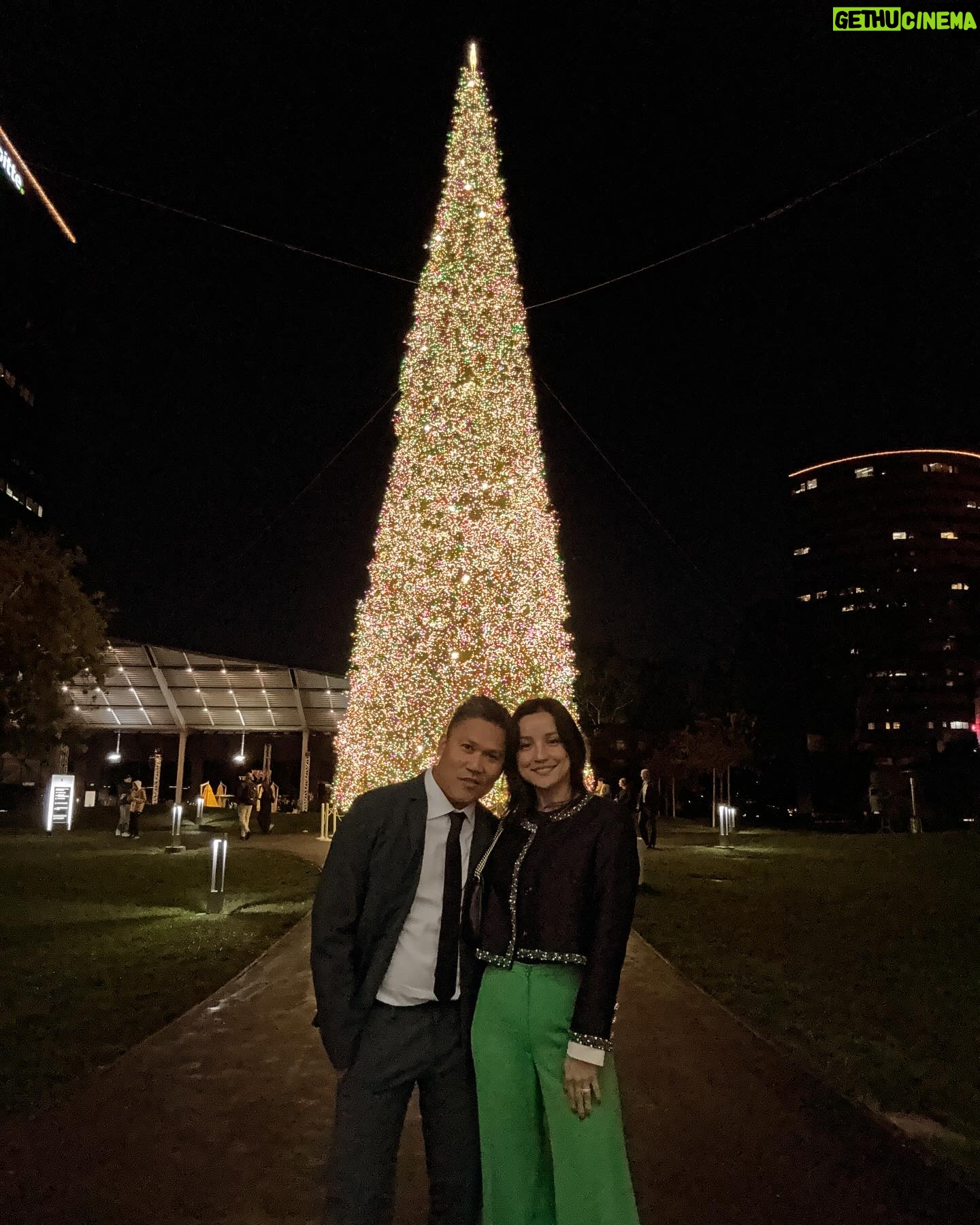 Dante Basco - 2.7K Likes - I got to host the tree lighting ceremony at @southcoastplaza with me alma mater #OrangeCountySchooloftheArts… the holiday season has begun!