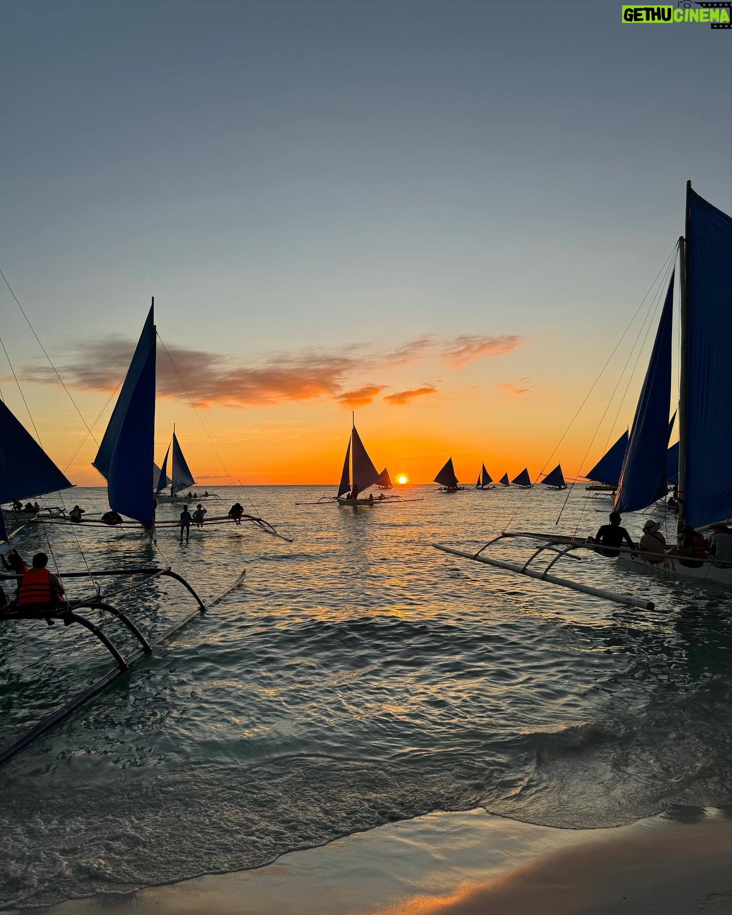 Dante Basco - 6.3K Likes - #Boracay, still one of my favorite beaches in the world… the sunset is one of the greatest things to see. I’m so happy to bring @alicerehemutula for the first time!