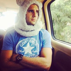 Dany Martins Instagram - Día 2 en #Cordoba Llegando al estadio para #soylunaenconcierto Alguien me presto su gorra porque tenía frío! Luego, me saco una foto! Quien habrá sido? 😂 Jejejeje #Reloj @casio_argentina