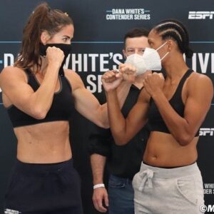 Danyelle Wolf Instagram - HERE WE GO! 145 lb Weigh-in success! And 30 minutes later already weighing 156 pounds💪🏼💪🏼💪🏼Tomorrow fight night @ufc @contender_series_dwtcs 6:00pm in Vegas! #danyellewolf #contenderseries #dwcs #mma #ufc #WOLFPACK #THEWOLFISCOMING