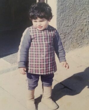 Dareen Haddad Instagram - Another year around the sun for me & for my lovely sister my soulmate my🫀24/04/24 .. Many thanks for all the sweet birthday messages 🎂 j’adore 😍🎁
#taurus♉️ #bitrthday #taurusseason♉️ #teauraux #childhood memories #sisterforever👭 #littleme #monanniversaire #bitrthdaytome
