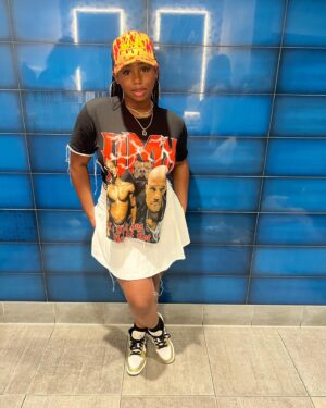 Daria Johns Instagram - Top Golf… Top This💥
•
•
#daria #dariajohns #pictures #vondutch #byanymeans #outfit #topgolf #explore #explorepage #jordans #blackgirl