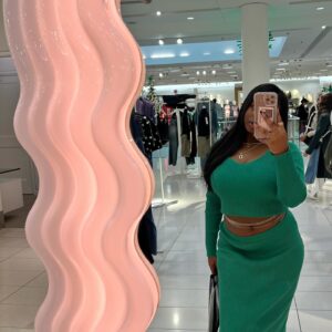 Daria Johns Instagram - The Real Her - Drake 💋 
•
•
#daria #dariajohns #drake #blackgirl #green #explorepage #explore