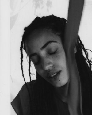 Dariam Coco Instagram - *✧･ﾟ:* 𖦹 🫧🎀el otro día en fairytopia🧚🏿‍♂️🦋𖦹 *✧･ﾟ:*