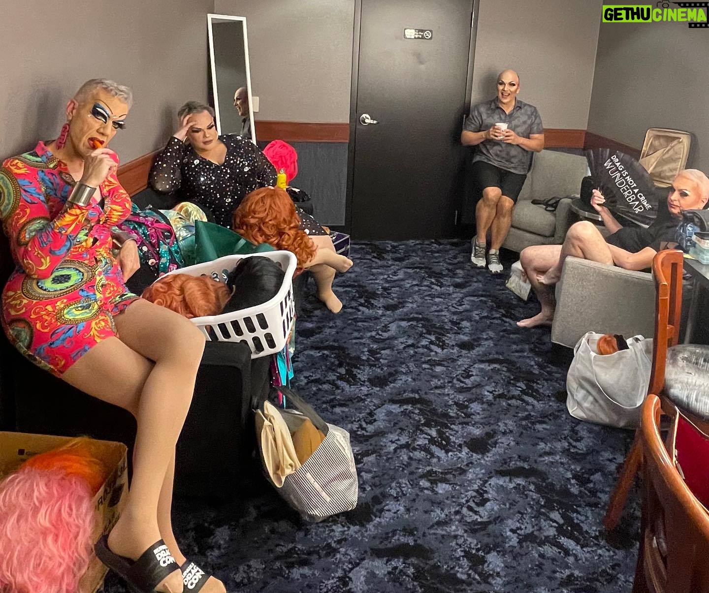 Darienne Lake - 1.3K Likes - 🎪 I love these 🤡 When you love what you do, you’ll never work a day in your life.
