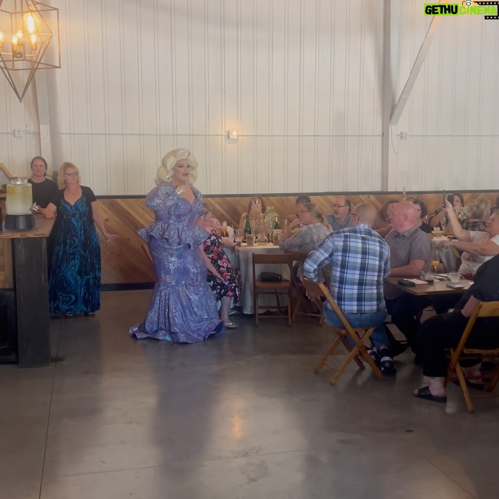 Darienne Lake - 832 Likes - That’s me in the corner, losing my religion.
🐘🐘🐘
#dariennelake #drag #queen #dragqueen #dragrace #rupaul #rpdr #rupaulsdragrace #mtv #aclu #makeup #fashion #Igbt #pride #allstars #AS8 #sundayfunday #dragart