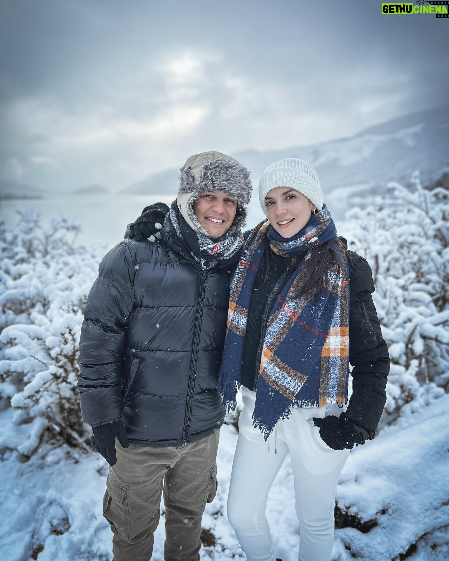Darío Lopilato - 6.8K Likes - GLACIARES GOURMET
@marpatagcruceros ★★★★★
Navegamos por el Lago Argentino, por el Canal de los Témpanos, recorriendo el Brazo Norte, con una vista increíble en el Glaciar Spegazzini, Upsala y Perito Moreno. También desembarcamos en Puesto de Las Vacas 🐮
Una excursión sumamente recomendable.
@elcalafatetierradeglaciares
Gestión: @bal.luciano
@designsuites 🏨
@babiaviajes ✈️
@carina_bradanini @leti.loo @federicairigaray