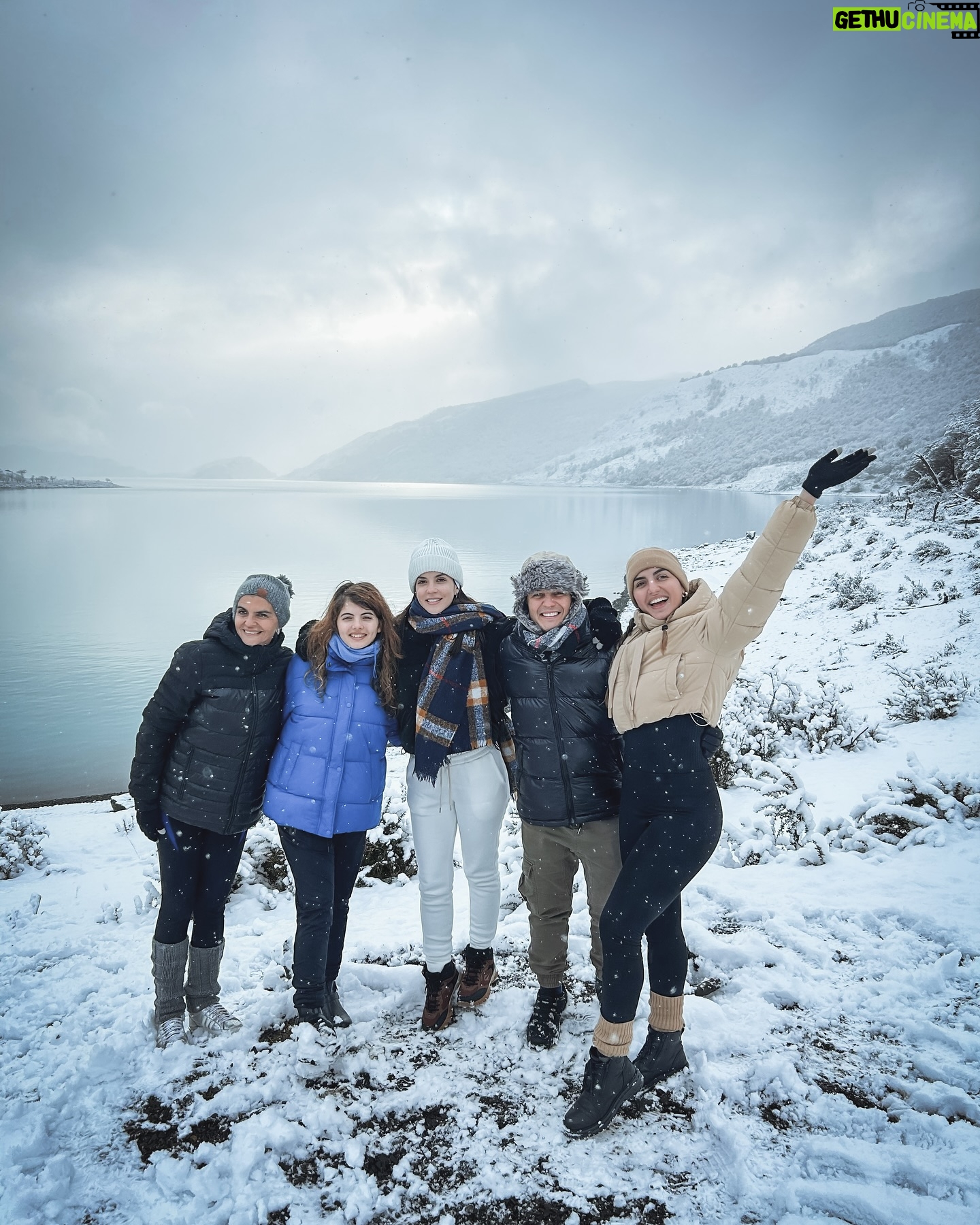 Darío Lopilato - 6.8K Likes - GLACIARES GOURMET
@marpatagcruceros ★★★★★
Navegamos por el Lago Argentino, por el Canal de los Témpanos, recorriendo el Brazo Norte, con una vista increíble en el Glaciar Spegazzini, Upsala y Perito Moreno. También desembarcamos en Puesto de Las Vacas 🐮
Una excursión sumamente recomendable.
@elcalafatetierradeglaciares
Gestión: @bal.luciano
@designsuites 🏨
@babiaviajes ✈️
@carina_bradanini @leti.loo @federicairigaray