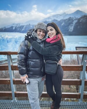 Darío Lopilato Instagram - Conociendo esta maravilla de la mano de @patagoniadreams 💘 
Un sueño familiar cumplido 
Gracias @bal.luciano por hacerlo posible 
@babiaviajes ✈️