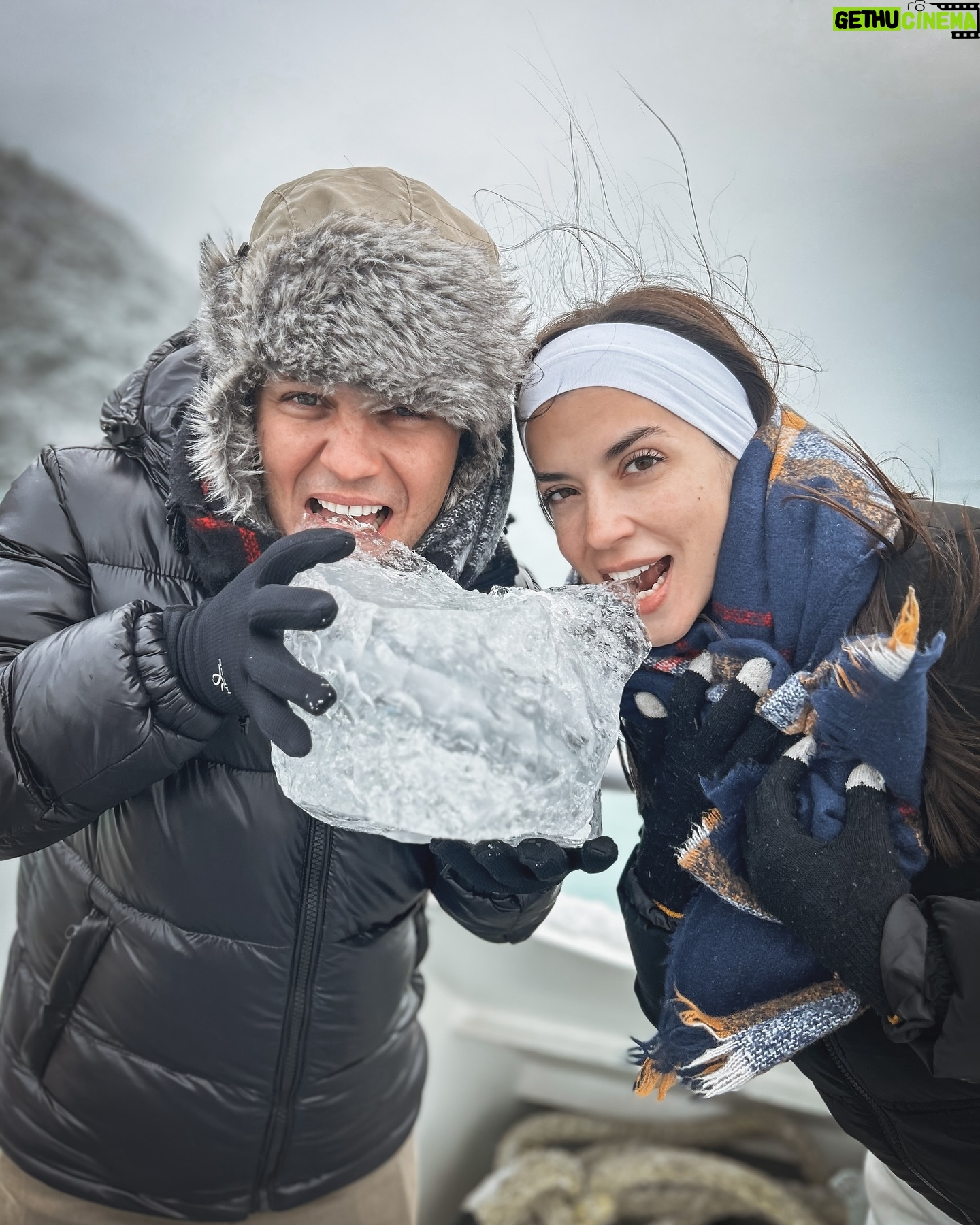 Darío Lopilato - 6.8K Likes - GLACIARES GOURMET
@marpatagcruceros ★★★★★
Navegamos por el Lago Argentino, por el Canal de los Témpanos, recorriendo el Brazo Norte, con una vista increíble en el Glaciar Spegazzini, Upsala y Perito Moreno. También desembarcamos en Puesto de Las Vacas 🐮
Una excursión sumamente recomendable.
@elcalafatetierradeglaciares
Gestión: @bal.luciano
@designsuites 🏨
@babiaviajes ✈️
@carina_bradanini @leti.loo @federicairigaray