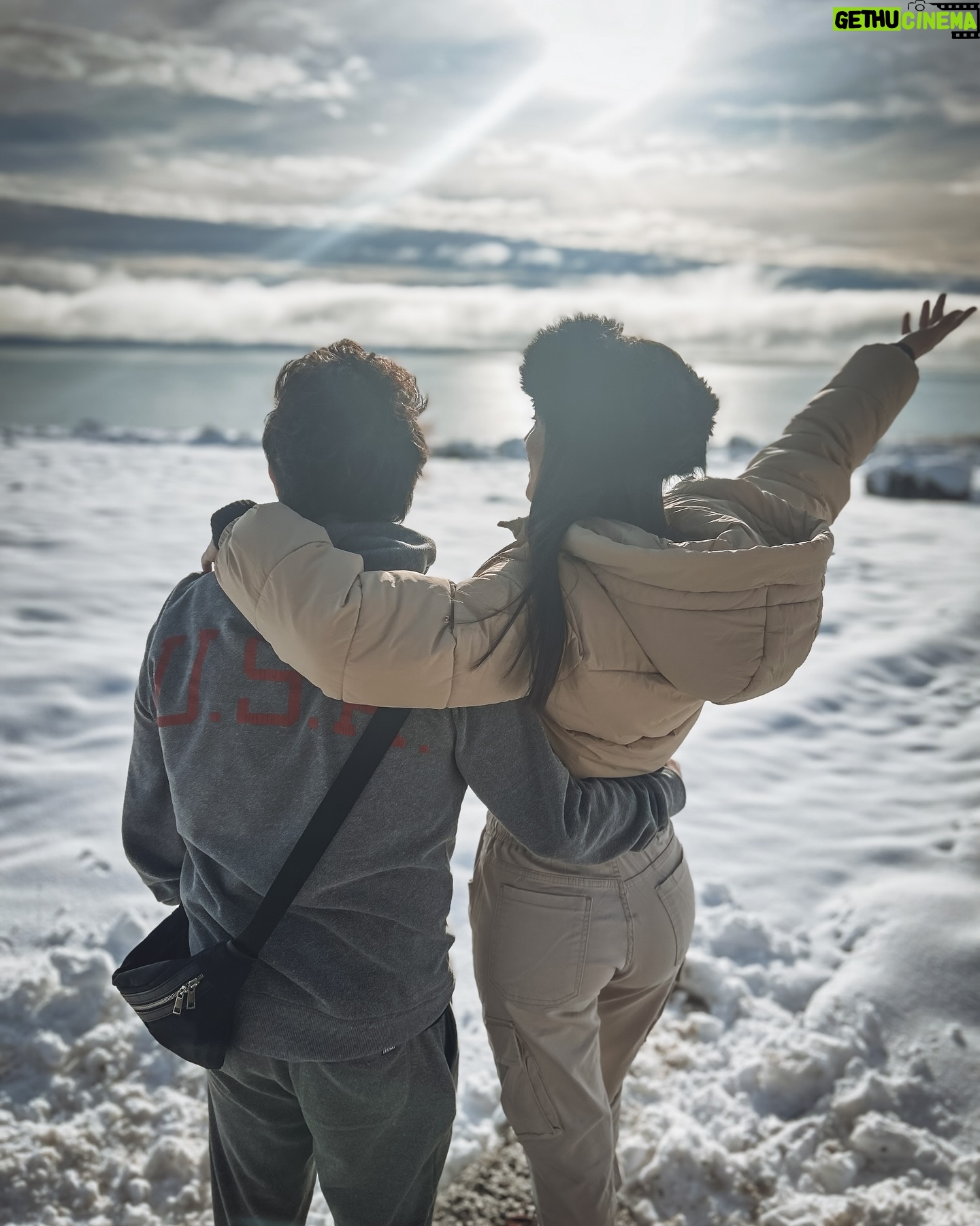 Darío Lopilato - 31.3K Likes - Nuestro hogar en El Calafate = @designsuites ❄️
Un hotel muy completo, con todas las comodidades y una vista increíble ★★★★★