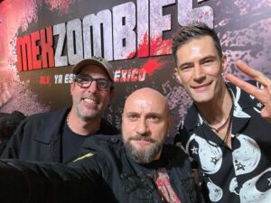 Darío Ripoll Instagram - Ya listos en la premiere de @mexzombies estreno 26 de octubre en exclusiva por @vix Gracias nuevamente por la confianza en este proyecto ! ❤️ @ruthchd @fjgonzalezcompean @chavacartas @conchitataboada @alexduranofficial @untalmario #zombie #mexico