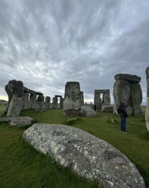 Darius Rucker Instagram - A BEAUTIFUL morning in @stonehenge. Just breathtaking!