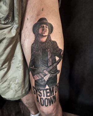 Daron Malakian Instagram - Wow, I’m so honored and fortunate to have fans like this. 

Art by @_shockrock_tattoo_ 

#DaronMalakian #ScarsOnBroadway #DMSOB #SystemOfADown #SOAD