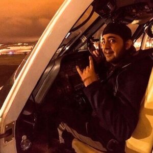 Daron Malakian Instagram - My first and only helicopter ride. Unfortunately this was the same helicopter and pilot involved in the tragic death of Kobe Bryant. Rest In Peace.
﻿﻿
﻿﻿#KobeBryant #Lakers #RIP
﻿﻿#SystemOfADown #SOAD 
﻿﻿📷: @gregwatermann