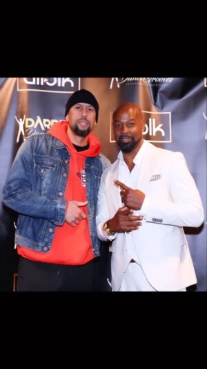 Darrin Henson Instagram - The stars came out to celebrate the premiere of Darrins Dance Grooves The Untold Darin Henson Story I got nothing but love for my peeps who have hearts of gold love y’all to life @therealtamikascott @thereallraye1 @donbwelch @bigg_winston  @narv_russ  @iamtaureyihenson @tmerritt234 @ike.lowrey @whoisjameshunt @dawnn_lewis @kimcoles @imvanessawilliams @alimiballard @affioncrockett @mrdefygravity @imashleyghee @stephhall19 @newyorkclothier @watchallblk #special #celebrate  #lifestory  #documentary #dance #choreography  #darrinhenson  #legend #king #masterofdance  #artist