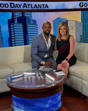 Darrin Henson Instagram - @familybusinessbet  with @gooddayatl  Thank you. Good day Atlanta for having me it was fun. Season five of the Family Business will premiere on July 4.Th  @iamcarlweber @nikayatds @treyhaleytds #darrinhenson #press