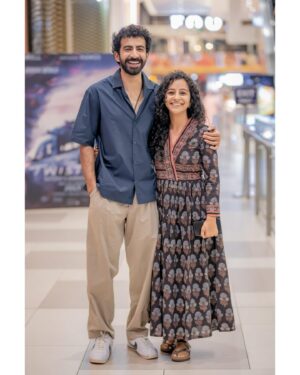 Darshana Rajendran Instagram - First set of theatre visits for #Paradise in its homeland. 
Thank you for the love for our film. It’s been an honour :) 

@newton_cinema @prasann_vithanage @darshanarajendran