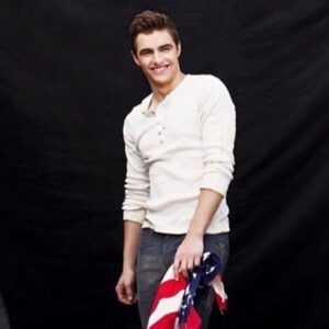 Dave Franco Instagram - as per tradition, happy 4th of july!   #davefranco