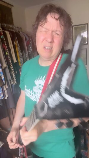 Dave Hill Instagram - Get a personalized message from me, Dave, at cameo (dot) com/mrdavehill today! Yeah!