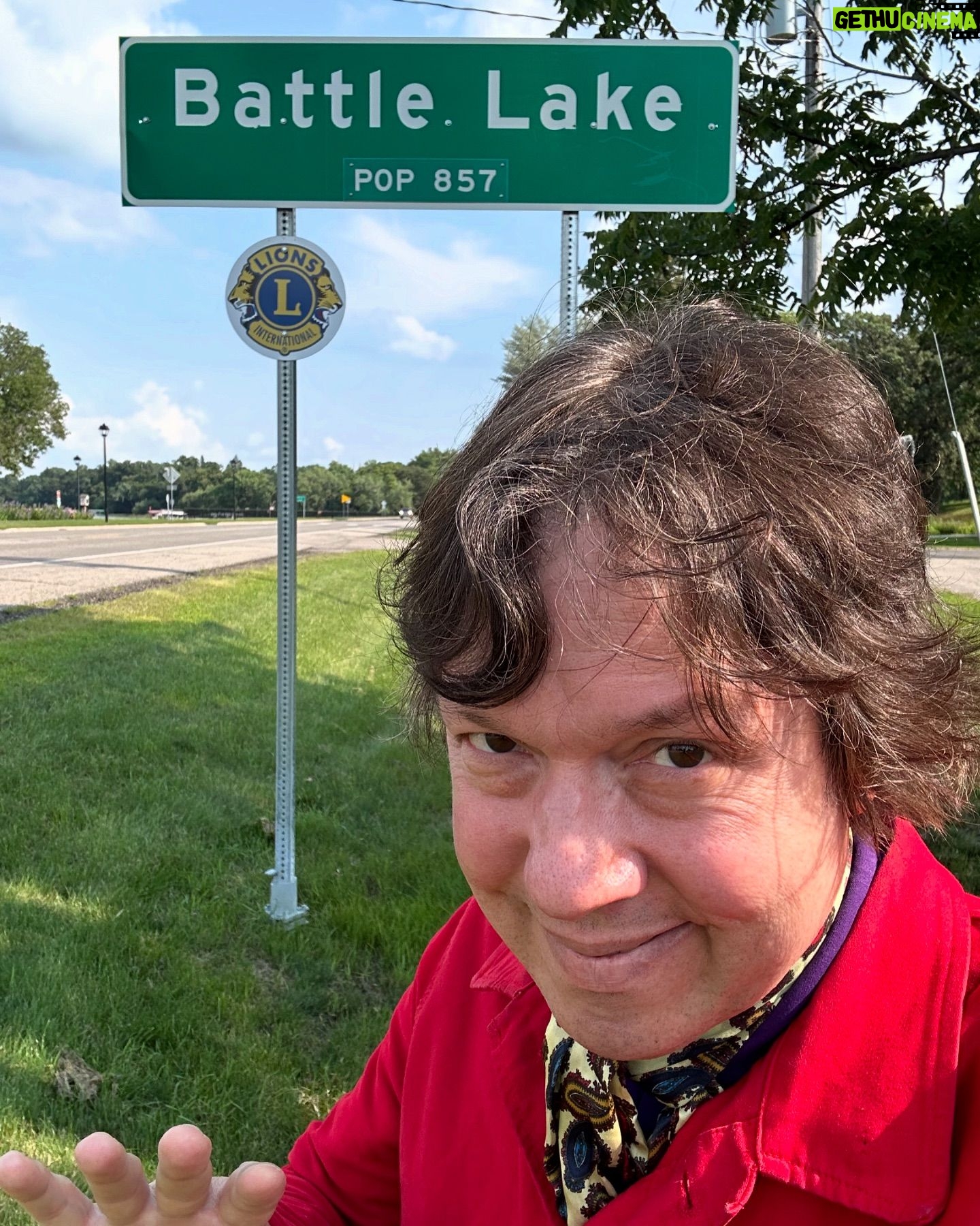 Dave Hill - 663 Likes - Battle Lake, Minnesota at @stellasrestaurantbar with @aliciakismeteler. Here are some highlights of my walk to the venue today.