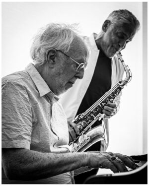 Dave Koz Instagram - 🔥🎷🎹 Bob James // David Koz 🎹🎷🔥

This was such an amazing afternoon! I got to hang out and photograph Bob & Dave at The Unicorn Lodge 🦄 Not only are these two extremely humble and talented but they are also huge sweethearts and we had such a fun time together! Bob James is the most sampled jazz musician in the history of hip-hop 🤯 David Koz is an American saxophonist, composer, record producer, and radio personality based in California. They are both working on a new project together. Forever grateful for the opportunity. Thank you y’all 💌❤️‍🔥

@bobjamesmusic 
@davidstephenkoz
