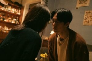 David Chiu Instagram - -
當一個孩子獲得過度的失望與讚許，
他們便開始蒼老。
-
當一個老人獲得同樣的東西，
他們就突然年輕。
-