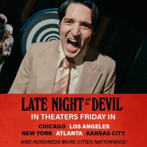 David Dastmalchian Instagram - All my cities and a whole lot more will have the Late Night possession this week. Def lemme know in the comments where/when you’ll be seeing the film as Jack Delroy has been known to make some surprise appearances. NYC press run is done and Daddy tired.
🖤🔥📺☠️ #LateNightWithTheDevil

thanks @johnvarvatos for my cool suit & @jennieredd for my m/u   hair