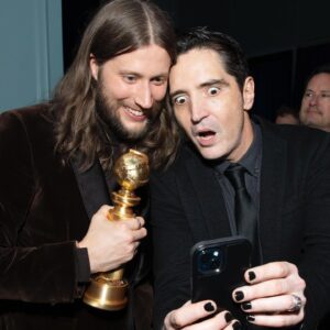 David Dastmalchian Instagram - I have a bottomless well of gratitude. Thanks to the  Nolans for bringing me on this journey, Chuck Roven for supporting me & @universalpictures letting me help celebrate the triumph that is @oppenheimermovie. Seeing the film with a live performance of @ludwiggoransson’s luminous score was a singular experience. 

📸 @alexberliner
