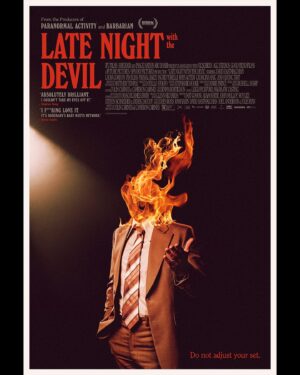 David Dastmalchian Instagram - Here’s a fiery new poster for all you night owls out there.

#LateNightWithTheDevil is only in theaters March 22
🎟’s @ link in bio