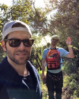 David Giuntoli Instagram - @flula and i went for a hike today.