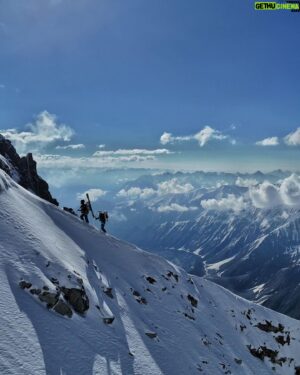 David Göttler Instagram - So good to be back here! From BC to the mountains it’s one of the best places for me to be and it’s even better to share it with my @thenorthface team mate @mike_d_arnold

Despite some very unstable weather so far, we’ve climbed, skied, flew plenty and now just hoping for some more favorable and consistent  weather for a summit attempt! 

#neverstopexploring @thenorthfacede #himalayas #expedition #tentwithaview #NangaParbat @leki.ski.outdoor @julbo_eyewear  #outdoors