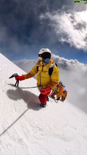 David Göttler Instagram - When high altitude kicks in, you just have to believe that each one of these small steps will get you to the summit…eventually.
.
ChoPolu with @lucienboucansaud and @guillaume_pierrel 
.
🎥: @insta360  #X3
.
#alpinestyle #neverstopexploring @thenorthfacede #nepal #ChoPolu #summitseries #AMK #advancedmountainkit #himalayas #expedition @team_edelrid @julbo_eyewear