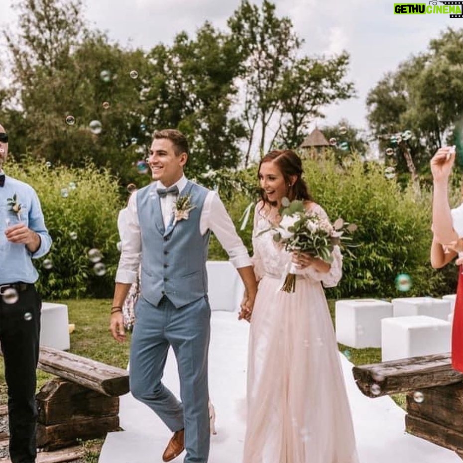 David Gránský - 24.7K Likes - 𝗠𝘆 𝗩𝗮𝗹𝗲𝗻𝘁𝗶𝗻𝗲 … už 13let ♥️
@nikcuusek