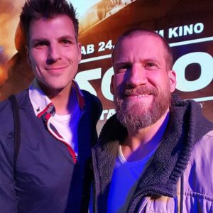 David Hain Instagram - Wenn ich so durch die Bilder gehe, die ich dieses Jahr alle NICHT gepostet habe, merke ich wieder: ich war ein fantastischer Influenza!
Egal: geil wars wieder! 🥰 Danke an alle, die 2018 knorke gemacht haben!