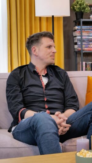 David Hain Instagram - Das waren teure 15 Minuten. 😮‍💨 Mehr Fakten zu Tom Cruise und seinen Filmen erfährst du auf dem Youtube-Kanal von Sky Deutschland! #SkyTalk #SkyDeutschland #TomCruise