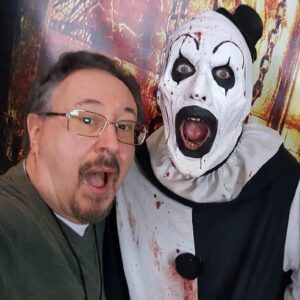 David Howard Thornton Instagram - Hey everyone! I just wanted to let you know that I'll be doing in costume photo ops as Art this Saturday, July 17th, at noon at Days of the Dead Indianapolis! Come see me! @daysofthedeadhorrorcon #arttheclown #Terrifier