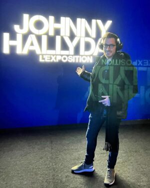 David Lantin Instagram - 🔵 Ce soir dès 20H30 sur France Bleu je vous emmène avec moi au cœur de l’exposition consacrée à la vie, la carrière et le destin de notre taulier #johnnyhallyday 

👉 @johnnyhallydaylexposition 

🔹Pour l’occasion je recevrai Bruno REMICHE le commissaire de l’exposition et vous entendrez @lhallyday nous parler avec émotion de cette superbe exposition à découvrir actuellement au  Parc des Expos Porte de Versailles à Paris 

🔸Tous les jours dès le 22 décembre 2023 de 10h à 19h.
Durée de la visite : environ 2h
Dernière entrée à 17h