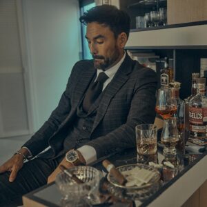 David Lee McInnis Instagram - 스테이케이션

@danielcremieux.kr 

Photographer: @525_studio 
Creative Director: @ttaemyoiii 
Stylist: @jungyeeeezi 
Hair: @parkchangdae 
Make-up: @p._.syeoni 

Casting: @castingnow_agency 
My Agent: @sarament_official 

#mensfashion #style #staycation