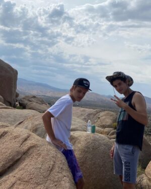 David Mazouz Instagram - Happy 20th to brother I met only 2 years ago. I wouldn’t wanna take selfies with anyone else 💙💙📸