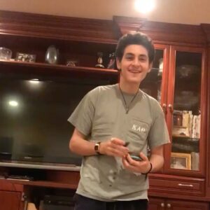 David Mazouz Instagram - Doing my bad Gollum voice cuz...what else is there to do 🤔