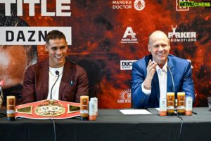David Nyika Instagram - THE DREAM TEAM! Super excited about this next chapter. We’re bringing big time boxing back to beautiful Aotearoa on September 14 🤩

📷 @photosportnz