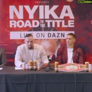 David Nyika Instagram - Who’s it going to be? 🤔

Tune in to @davidnyika Opponent Announcement LIVE 📣
on Facebook, Instagram and YouTube tomorrow 10/7 12pm. 

DAVID NYIKA ROAD TO THE TITLE 🏆
Presented by @manukadrnz 

📍Viaduct Events Centre Auckland | 
🗓️ Saturday 14 September 

Live and exclusively on DAZN.com📱📺💻

Limited corporate tables available. 
Register your interest now as tables will sell out fast. 🏎️💨

➡️ ducoevents.com/nyika

#RoadToTheTitle #CruiserWeight #DavidNyika #NiceGuy #Boxing #DAZN #KO