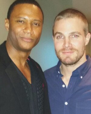 David Ramsey Instagram - 8 years of brotherhood... The final season of #Arrow premieres in 45 minutes East coast!