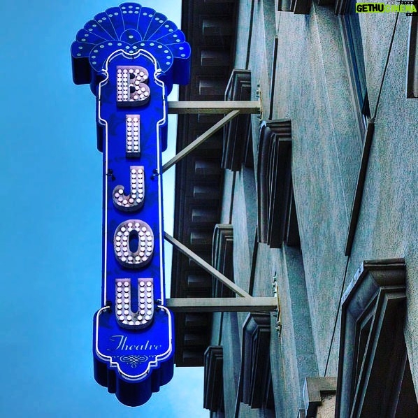David Sedaris - 2.8K Likes - Knoxville TN! Tonight is Nashville and tomorrow is Knoxville, David Sedaris is back on the road. #bijouknoxville
https://knoxbijou.org/bijou-events/david-sedaris/
