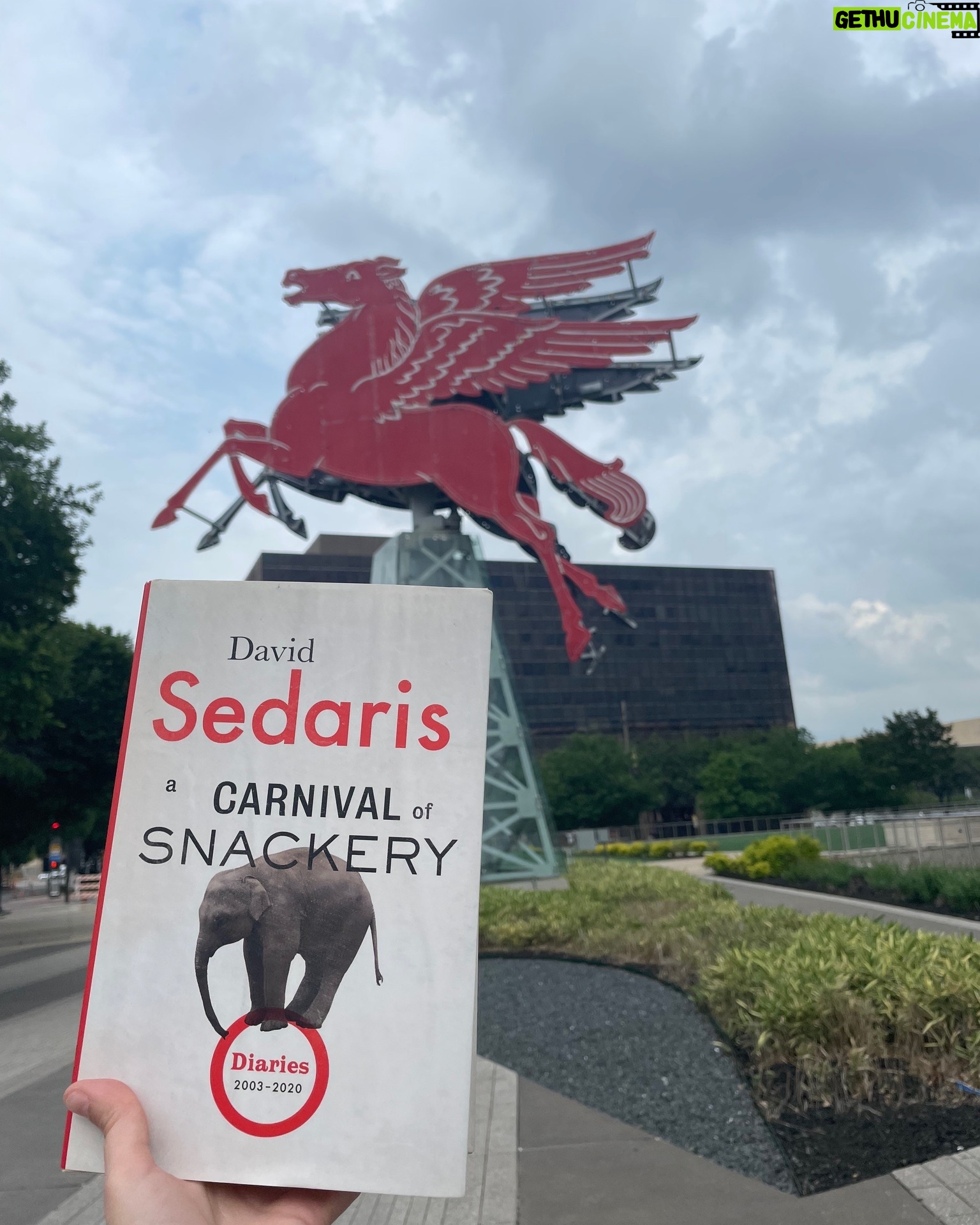 David Sedaris - 2.8K Likes - Another tour in the books. Started in New York and ending in New York tonight.
#davidsedaris #davidsedaristour