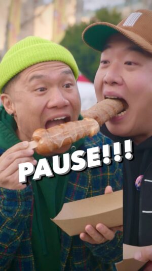 David So Instagram - I usually don’t pause anything… but I just couldn’t do it this time 😂 That new seductive of #WhenFoodieCalls if you haven’t watched! #LinkInBio 🙏🏼
Dessert from @michefrescaking #foodie #foodporn