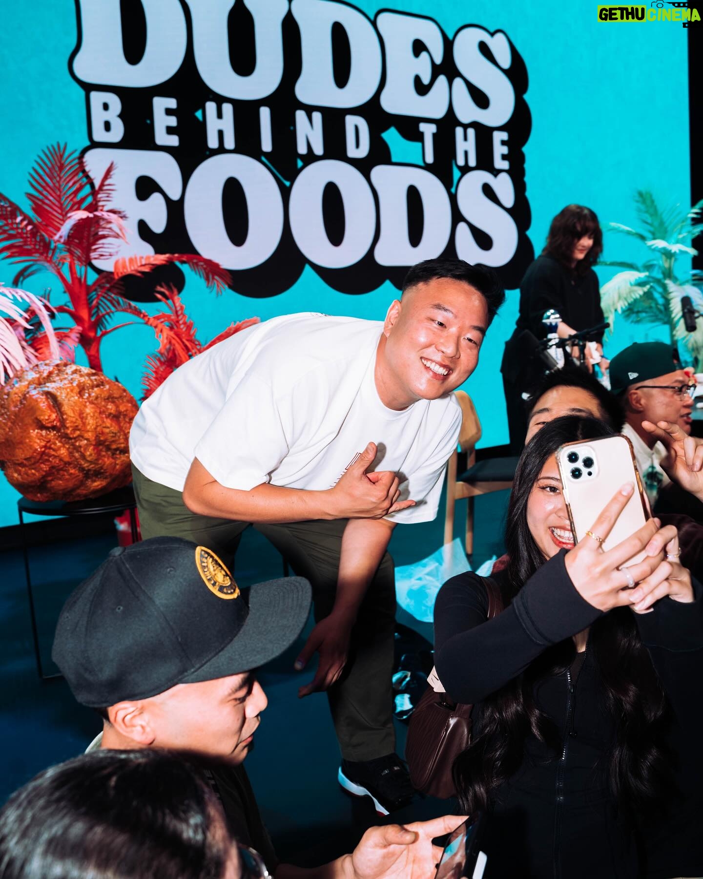 David So - 3 Likes - Ever eat super spicy chicken in front of a live studio audience!? 😂 The first ever live on stage episode of @dudesbehindthefoods is up on YouTube now!
Link in bioooo 🔥🔥🔥
‘‘Twas a good time! What city should we hit next?
Thanks again @spotify and @howlinrays!
📷: @jayceealcala