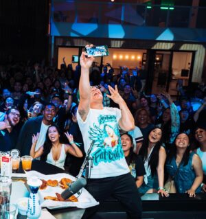 David So Instagram - Aayeee we did our first LIVE episode of @dudesbehindthefoods last night, thanks to @spotify for the opportunity and thank you to all the supporters who came out and showed love! 
🙏🏼🙏🏼❤️❤️ 
Full episode will be on YouTube in a couple weeks!
📷: @jayceealcala
