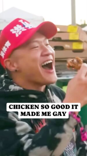 David So Instagram - 😂 Sometimes you can’t trust your friends. 🙄 Check out the full episode of a brand new #WhenFoodieCalls from @complexcon! 
LINK IN BIO!
#friedchicken #korean #foodporn #foodie #sendfoodz